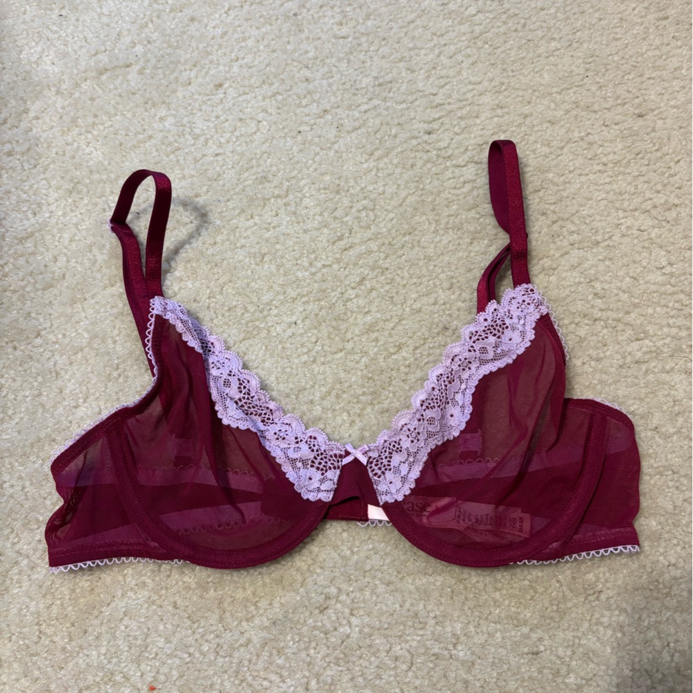 Victoria’s Secret Tease Unlined Bra